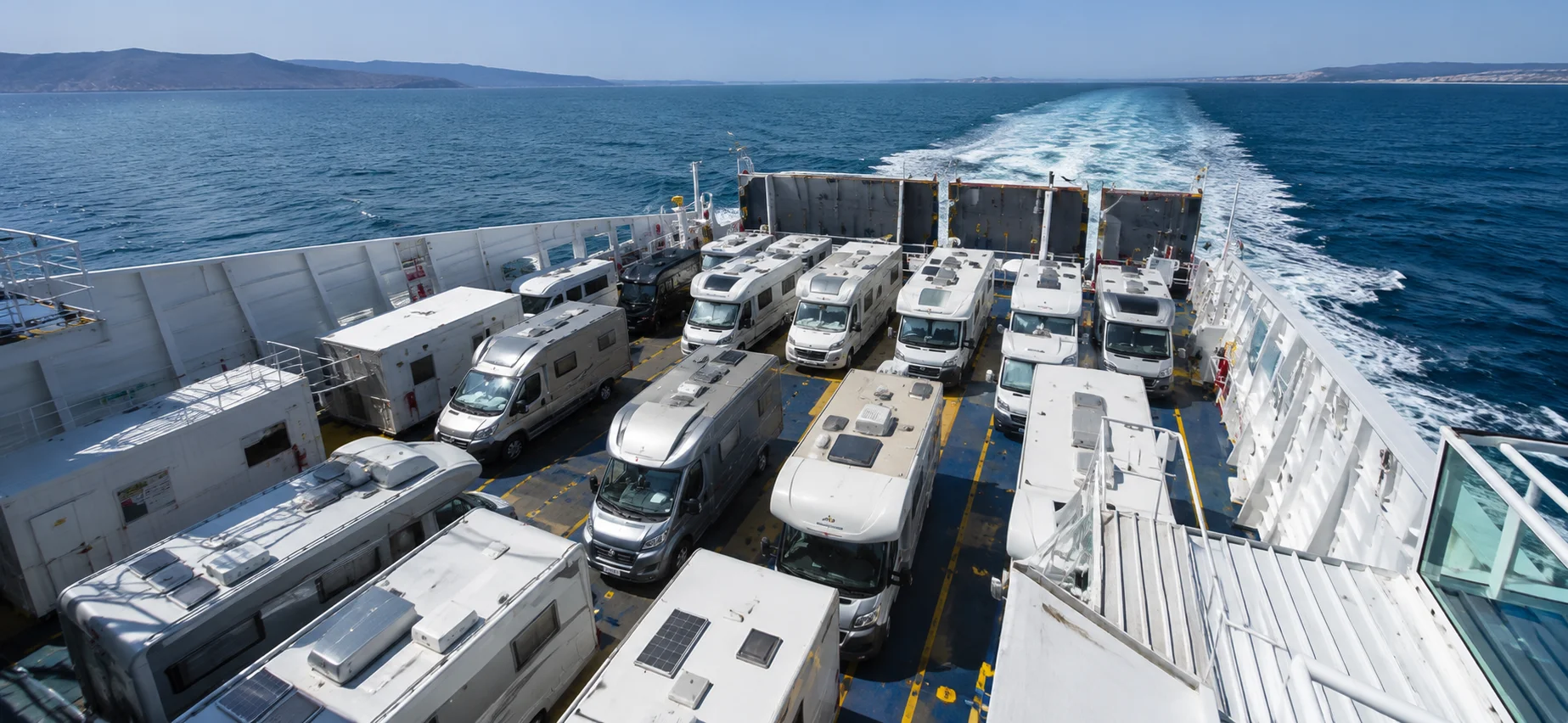 Peut-on dormir dans son camping-car sur un ferry ?